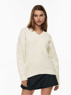 ARITZIA SUNDAY BEST Peggy V-Neck Sweater - Cable Knit Oversized - White Rabbit